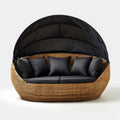 Dwuosobowa półokrągła sofa ogrodowa z daszkiem z plecionki PE, naturalny brąz/czarny, 180 x 95 x 155 cm